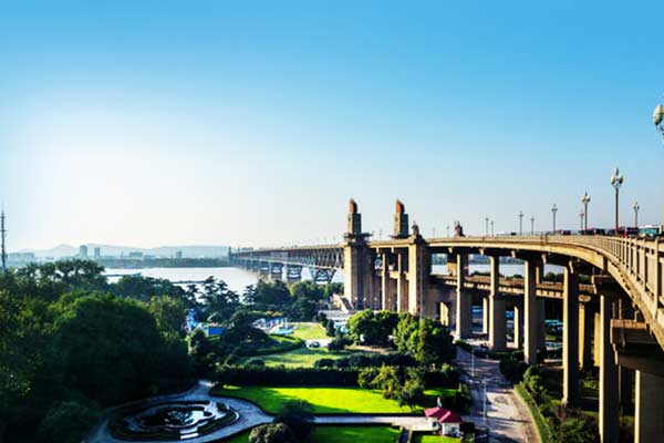 南京長(zhǎng)江大橋橋欄鑄造--產(chǎn)品圖 南京長(zhǎng)江大橋橋欄鑄造--產(chǎn)品圖